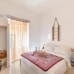 Elsa D'ortigia Pensión 3*